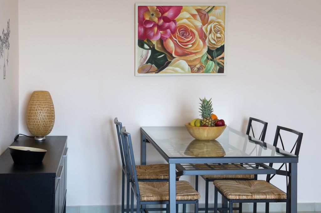 Mirella Studios Loutra Oraias Elenis Habitación foto